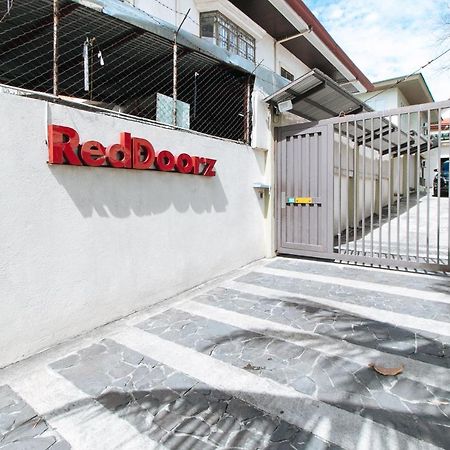 RedDoorz Plus @ A Rita Street San Juan San Juan  Exterior foto