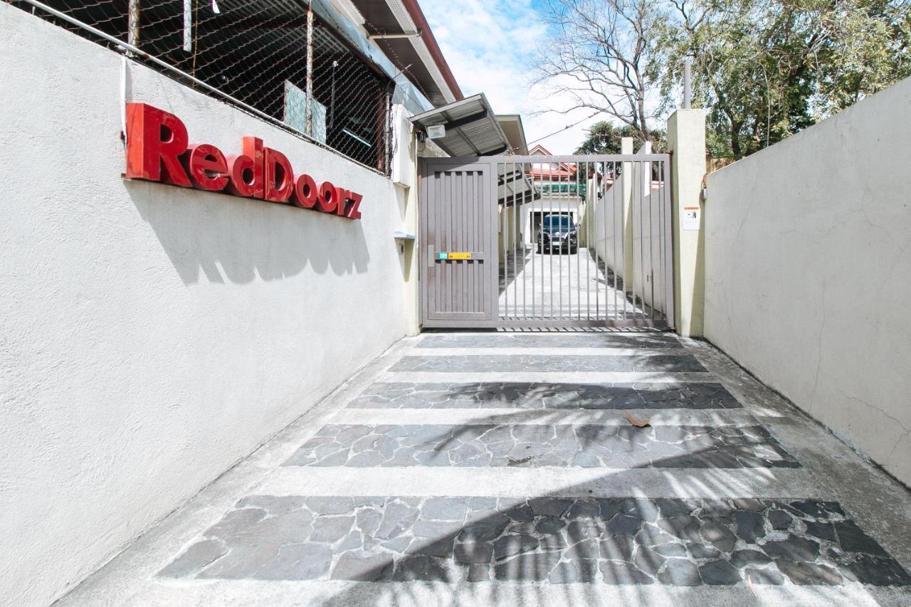 RedDoorz Plus @ A Rita Street San Juan San Juan  Exterior foto